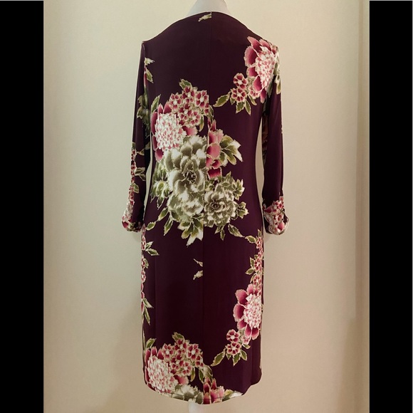😍BEAUTIFUL Burgundy Dress w/Flower Print - Picture 5 of 6